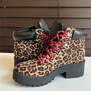 Qupid Leopard Lace Up Chunky Combat Hiking Boots Size 8